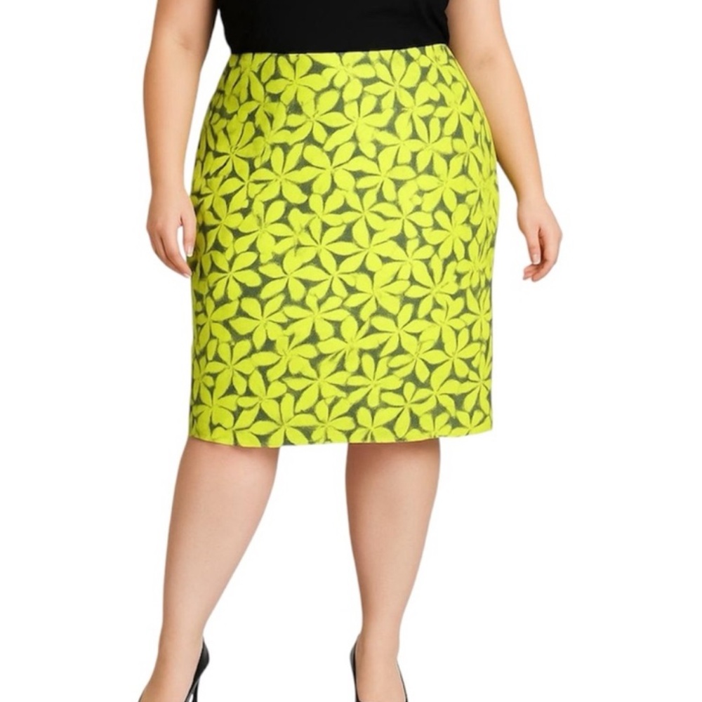 LANE BRYANT Plus Size Yellow Grey Floral Pencil Skirt Zipper Size 28